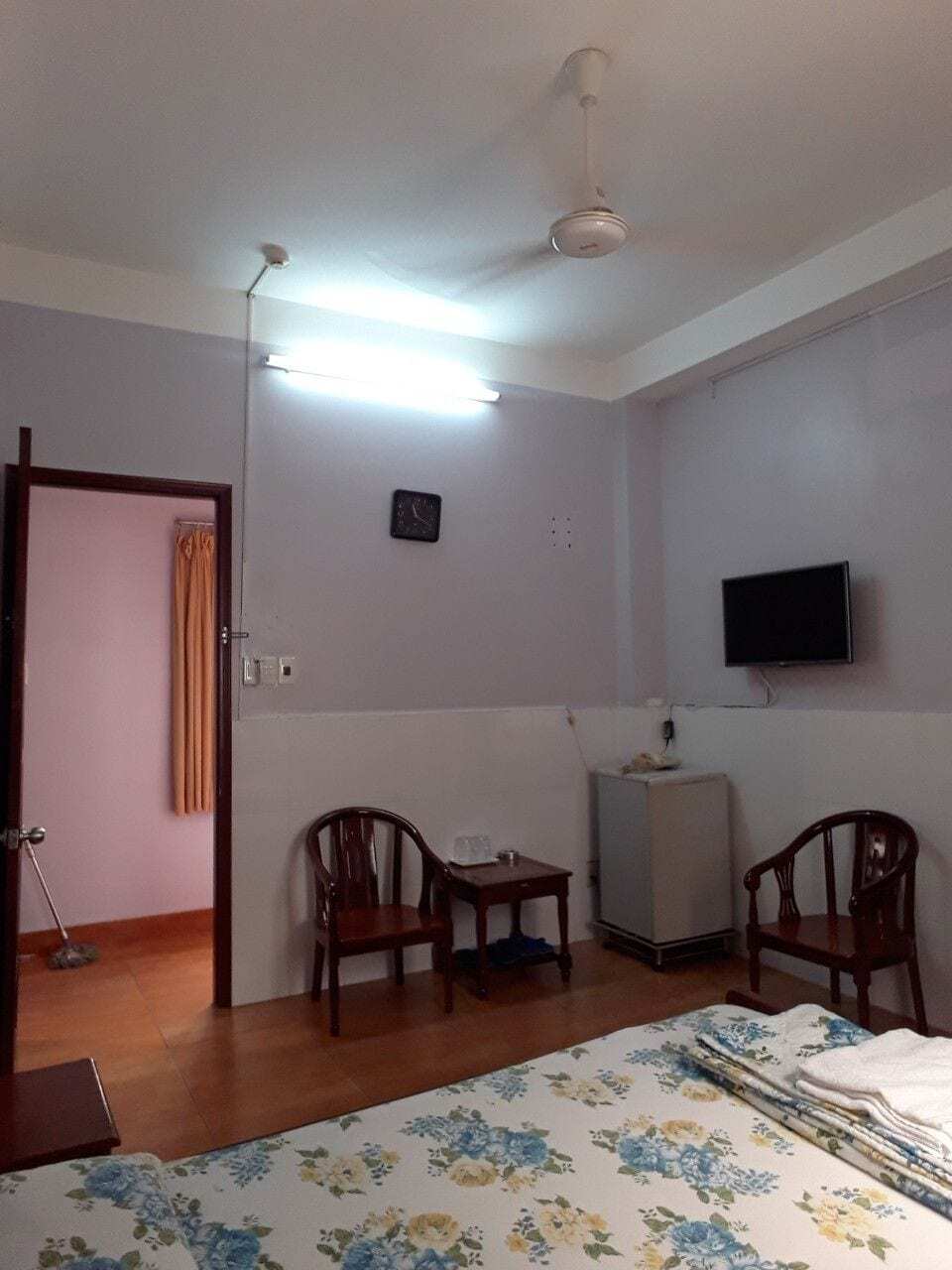 Khách sạn bình dân Thanh 1 2*